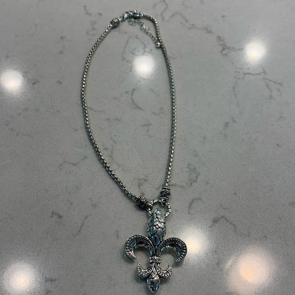 Necklace - Picture 2 of 2